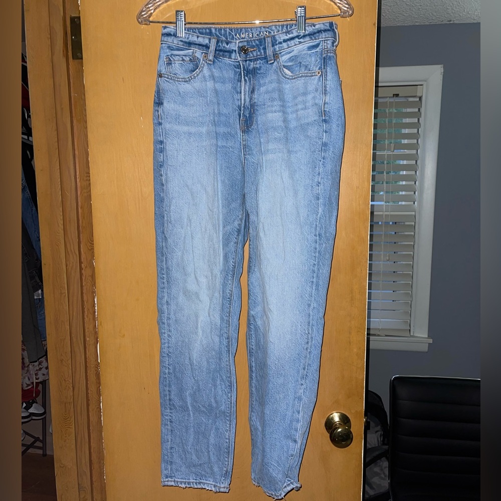 American Eagle Mom Jeans